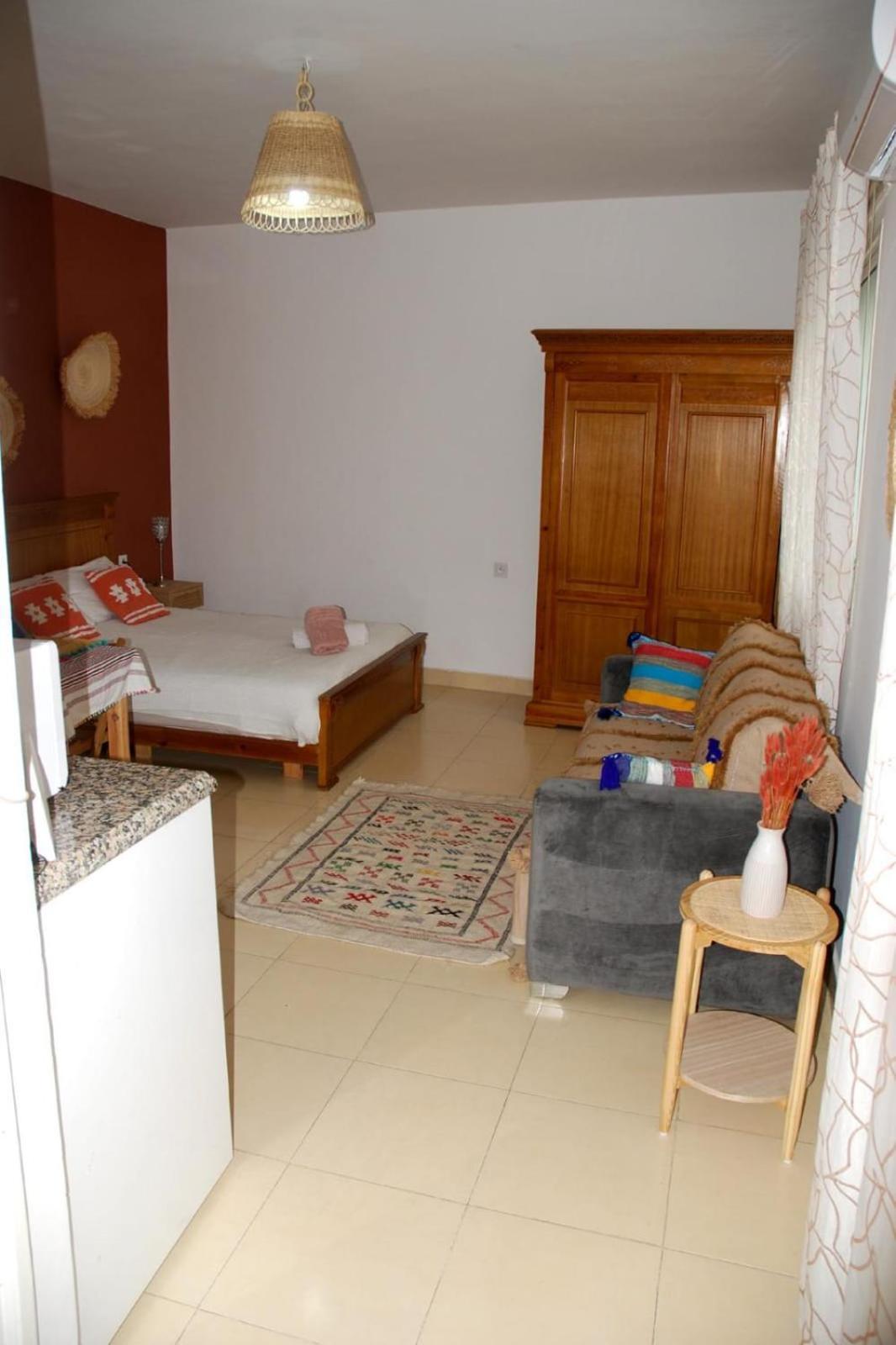 Studio Lumineux Avec Terrasse Tanger Exterior foto